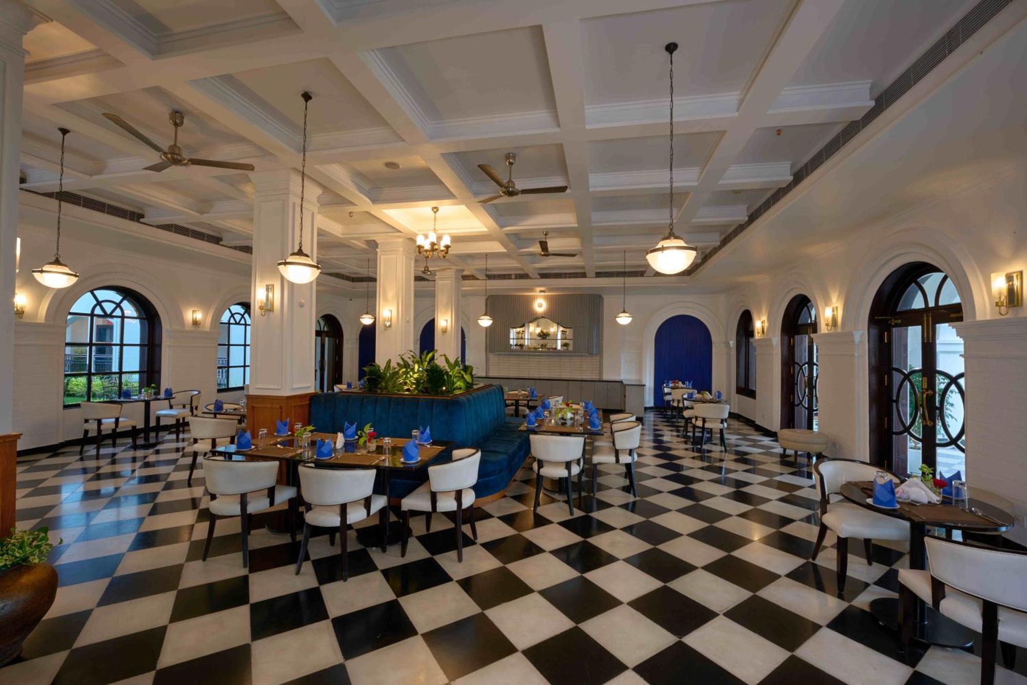 The Old Court House By Abad Hotel Fort Kochi Exterior photo
