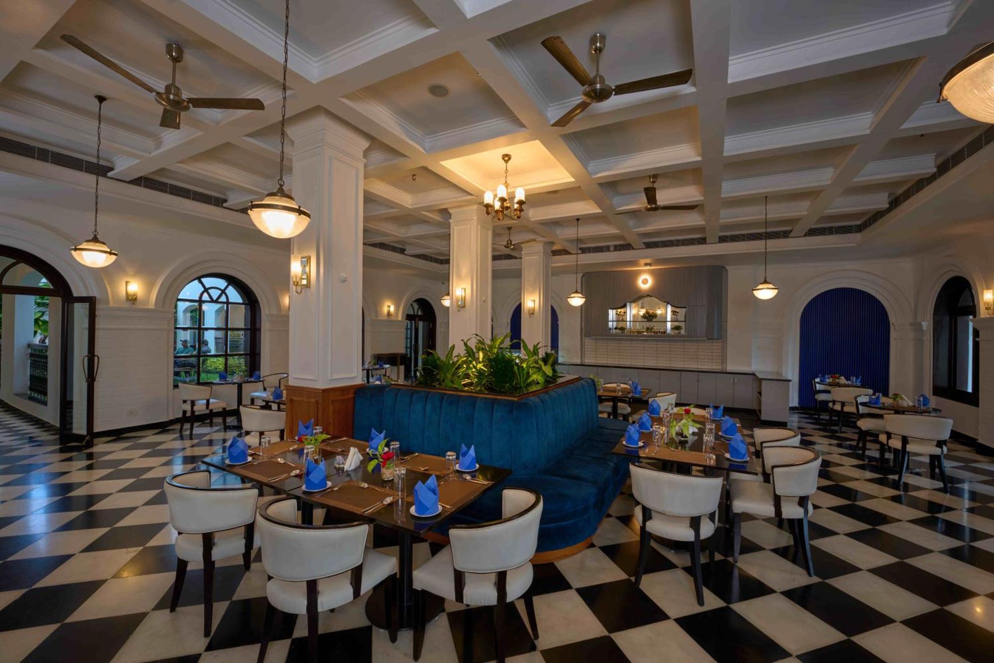 The Old Court House By Abad Hotel Fort Kochi Exterior photo